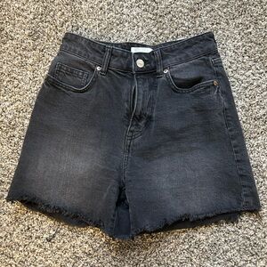 Black H&M shorts